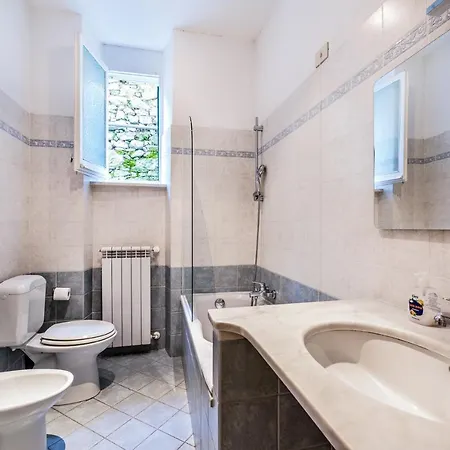 Lia Pensionat La Spezia